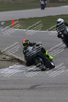 media/Nov-30-2025-TrackDaz (Sun) [[d8b22663df]]/A Group/Session 3 (Off Ramp)/